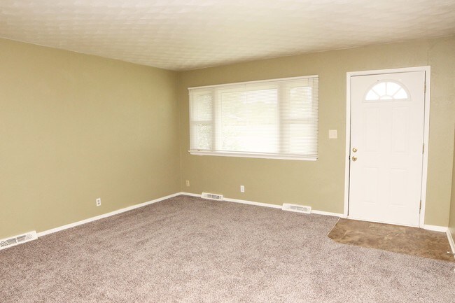 Photo - 1024 N Taft Hill Rd