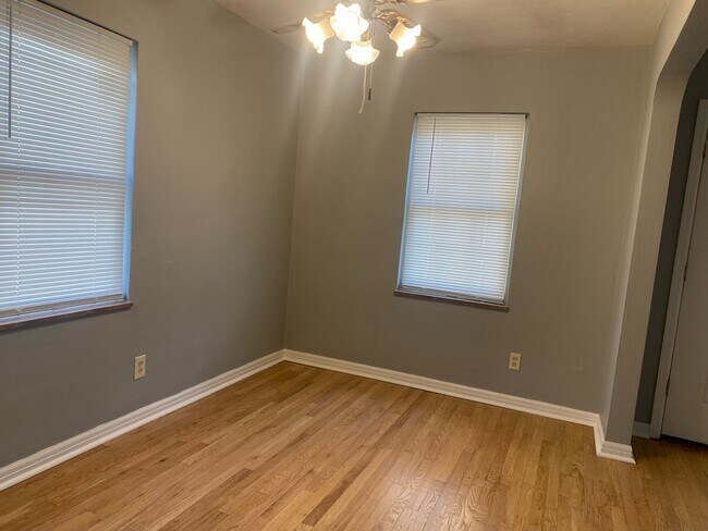 Photo - Welcome to this charming 2-bedroom, 1-bathroom house located in the desirable University City, MO