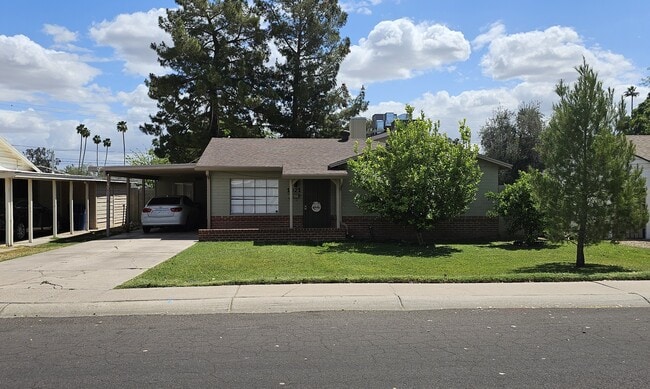 Photo - 1021 S Una Ave