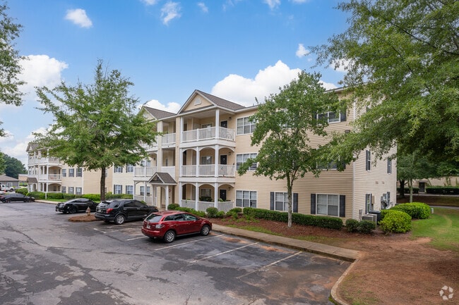 Alternate Building - Portico at Lanier
