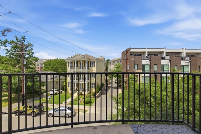 Photo - 205 31st Ave N Unit 205