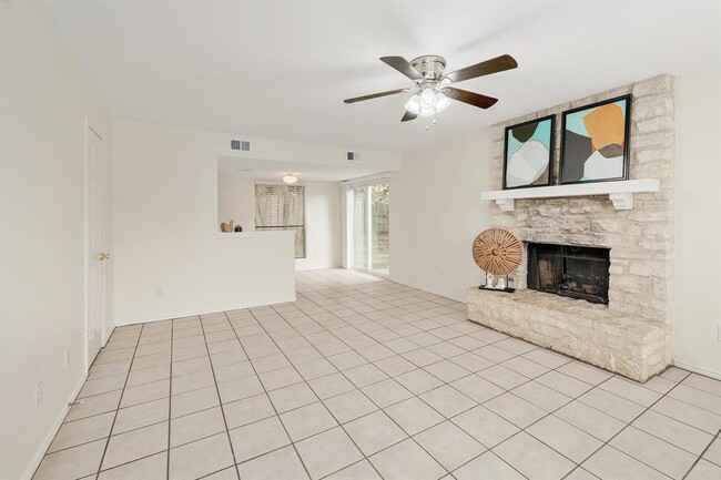 Photo - 6519 Hart Ln