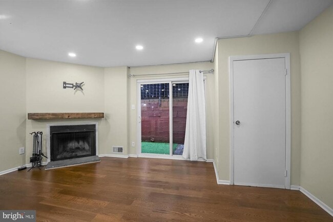 Building Photo - 306 W Wildey St Unit A Rental