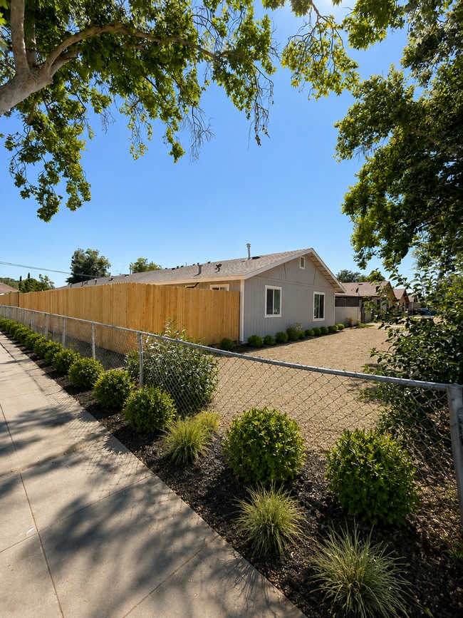 Building Photo - 148 E Amador St Unit 101