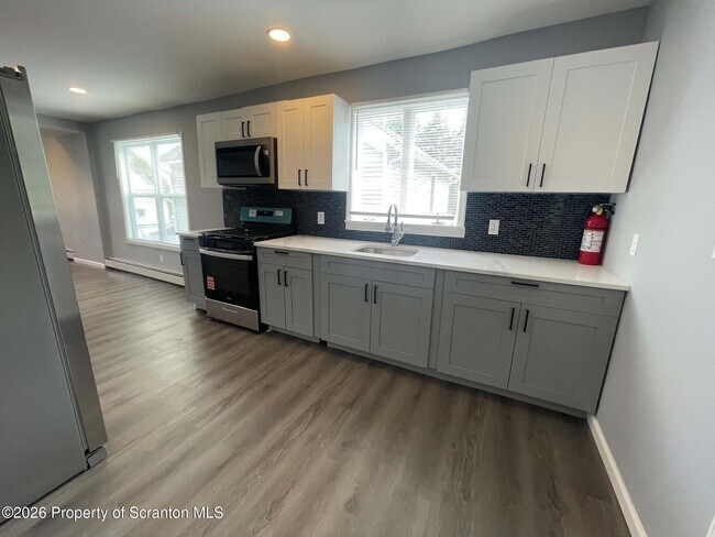 Photo - 139 Dundaff St