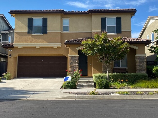 Building Photo - Dublin Ranch 4 Bed & Loft, 3 Bath, close t...