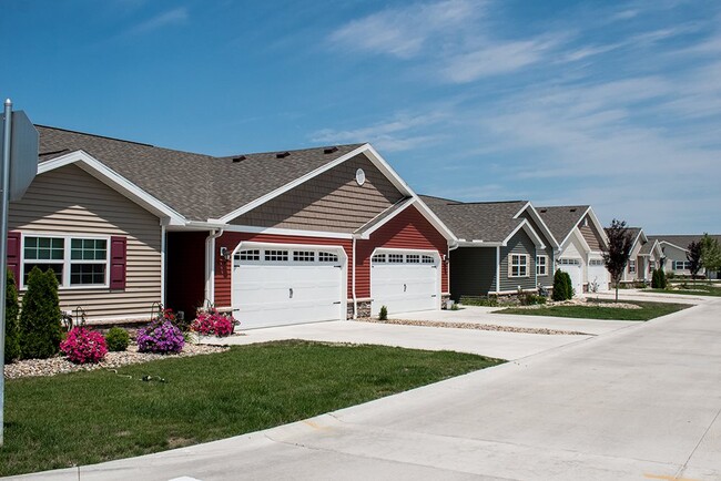 Redwood Cascade Township - Redwood Cascade Township Townhomes