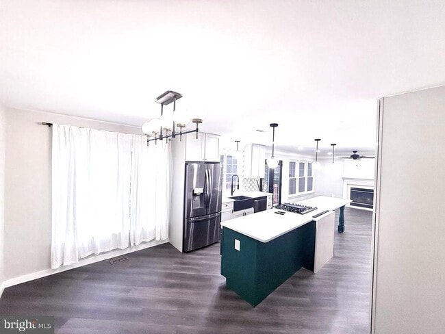 Building Photo - 8834 Chiswick Ct