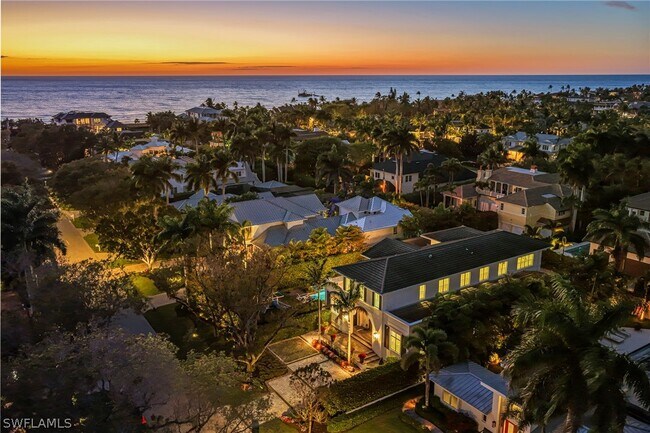 Photo - 215 3rd Ave N