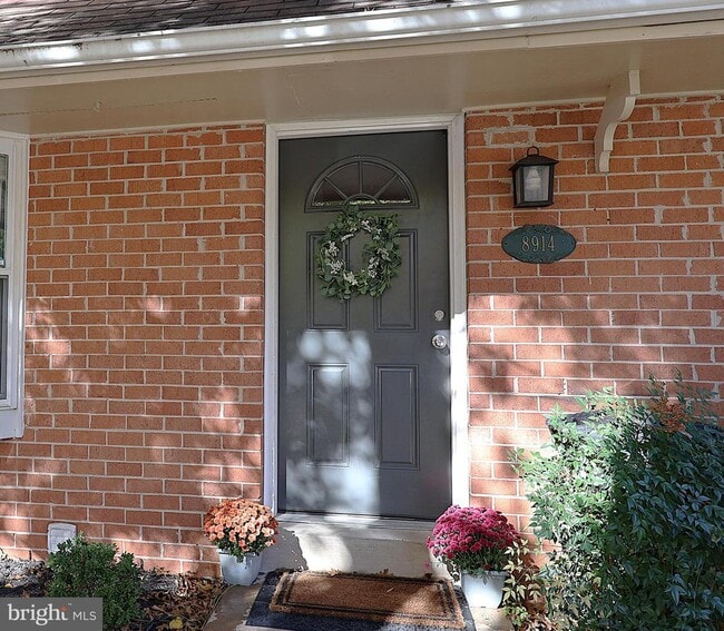 Photo - 8914 Shamrock Ct