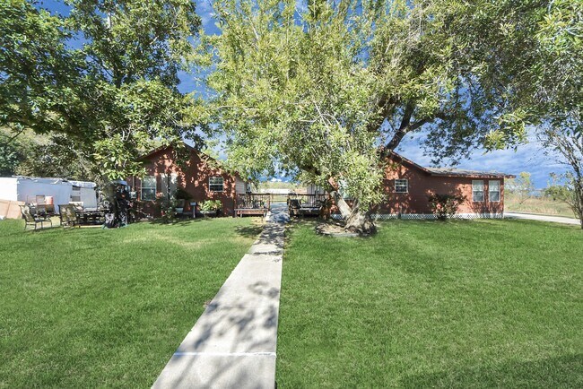 Photo - 2510 Delaware Ave