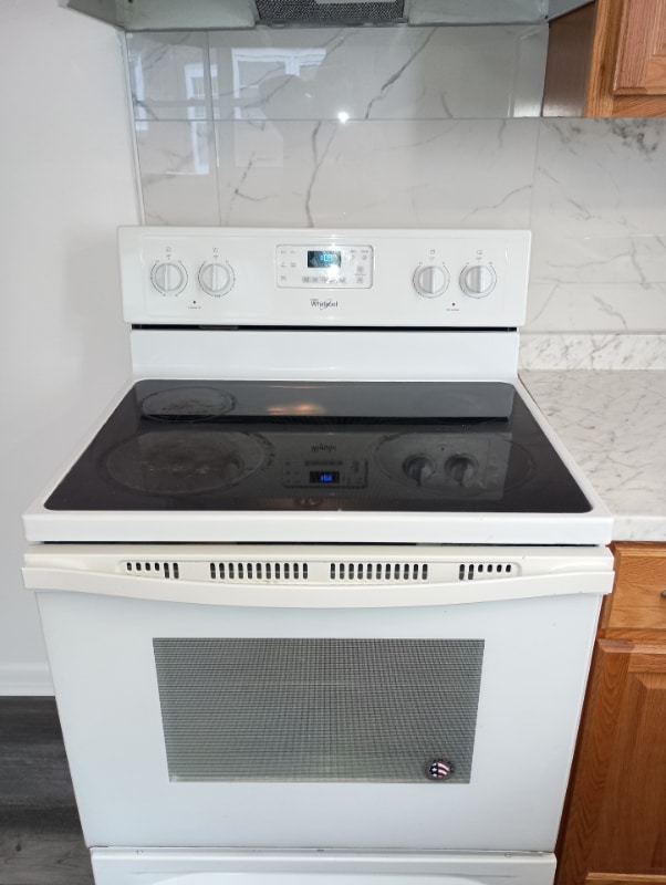 Photo - 1 A Saybrook Dr Unit 1A