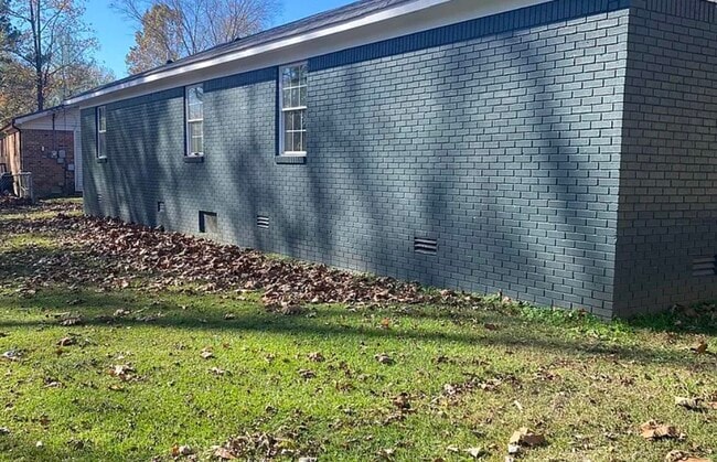Photo - 40 Edgehill Dr