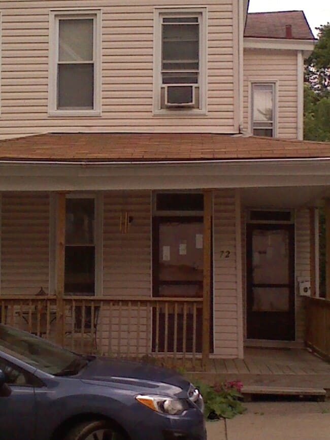 Photo - Large 2 Bedroom 1 Bath in MT Washington