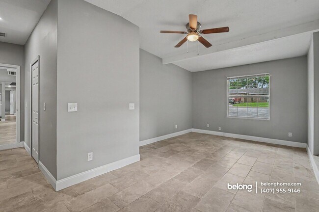 Photo - 4989 Hook Hollow Cir