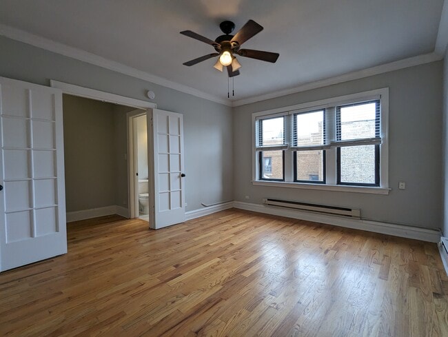 Photo - 4735 N Hermitage Ave Unidad 407