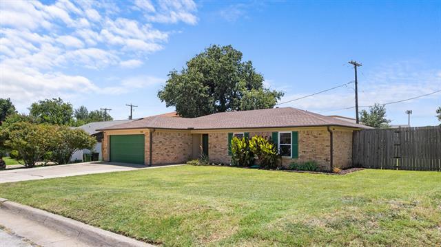 414 Hallmark Dr
