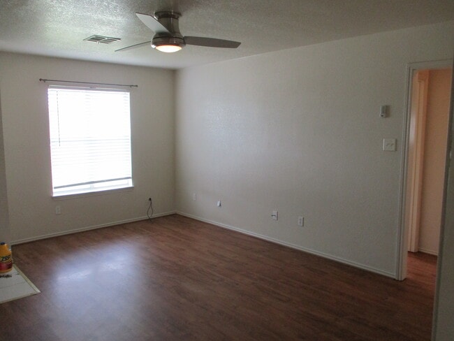 Photo - 163 Armadillo Ln