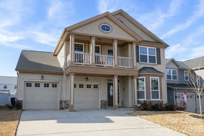 Building Photo - 131 Sand Spur Dr