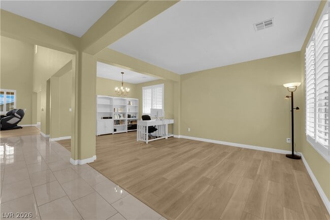 Photo - 608 Highland Bluff Way