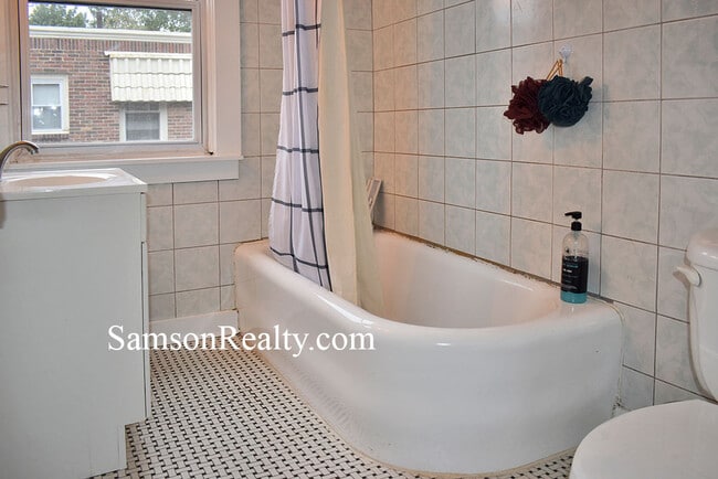 Photo - 40 Sessions St Unit 10