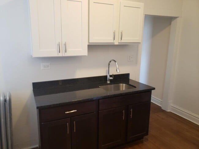 Photo - 4414 N St Louis Ave Unidad 1A