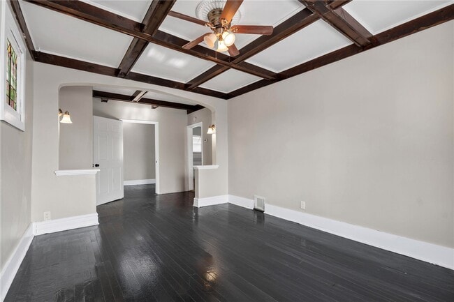 Photo - 3915 Schiller Pl