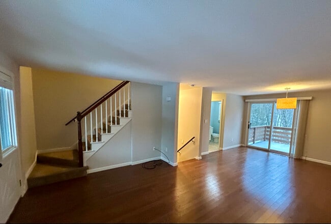 Photo - 21 Waterview Dr