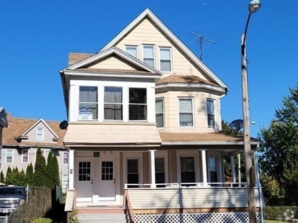 Building Photo - 9 Ledyard St Unit 9 Rental
