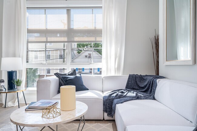 Photo - 418 Palisade Ave Unit 310