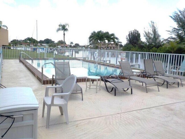 1354 Rock Dove Ct Unit A203
