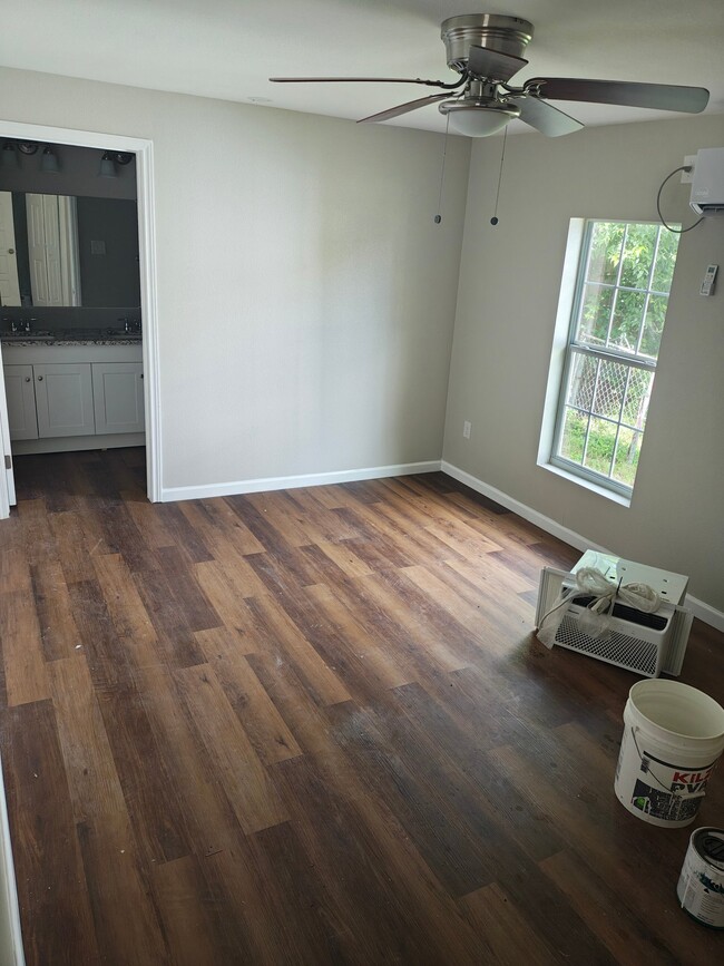 Photo - 722 Pennystone Ave