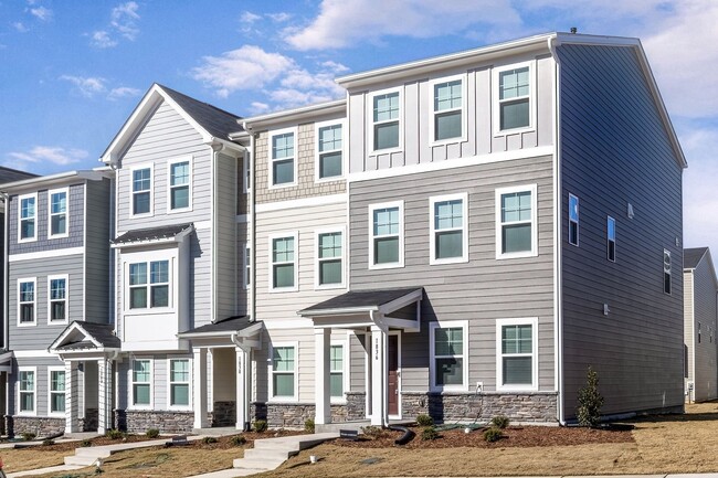 Photo - 1836 Woodall Crst Dr Townhome