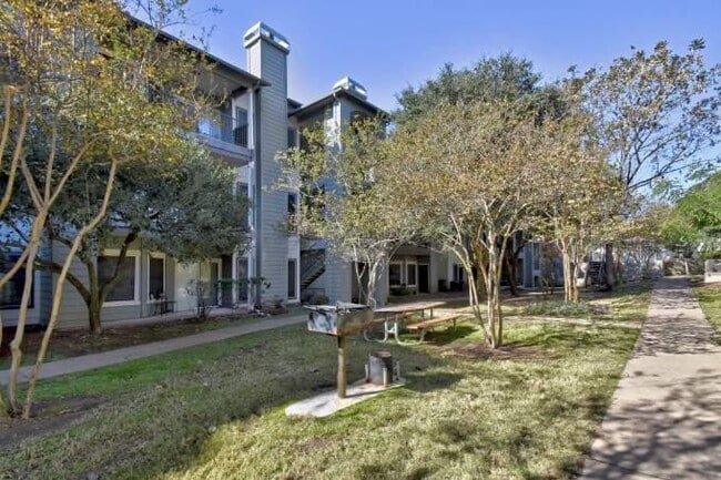 Photo - 2 bedroom in Austin TX 78736 Unit 2018