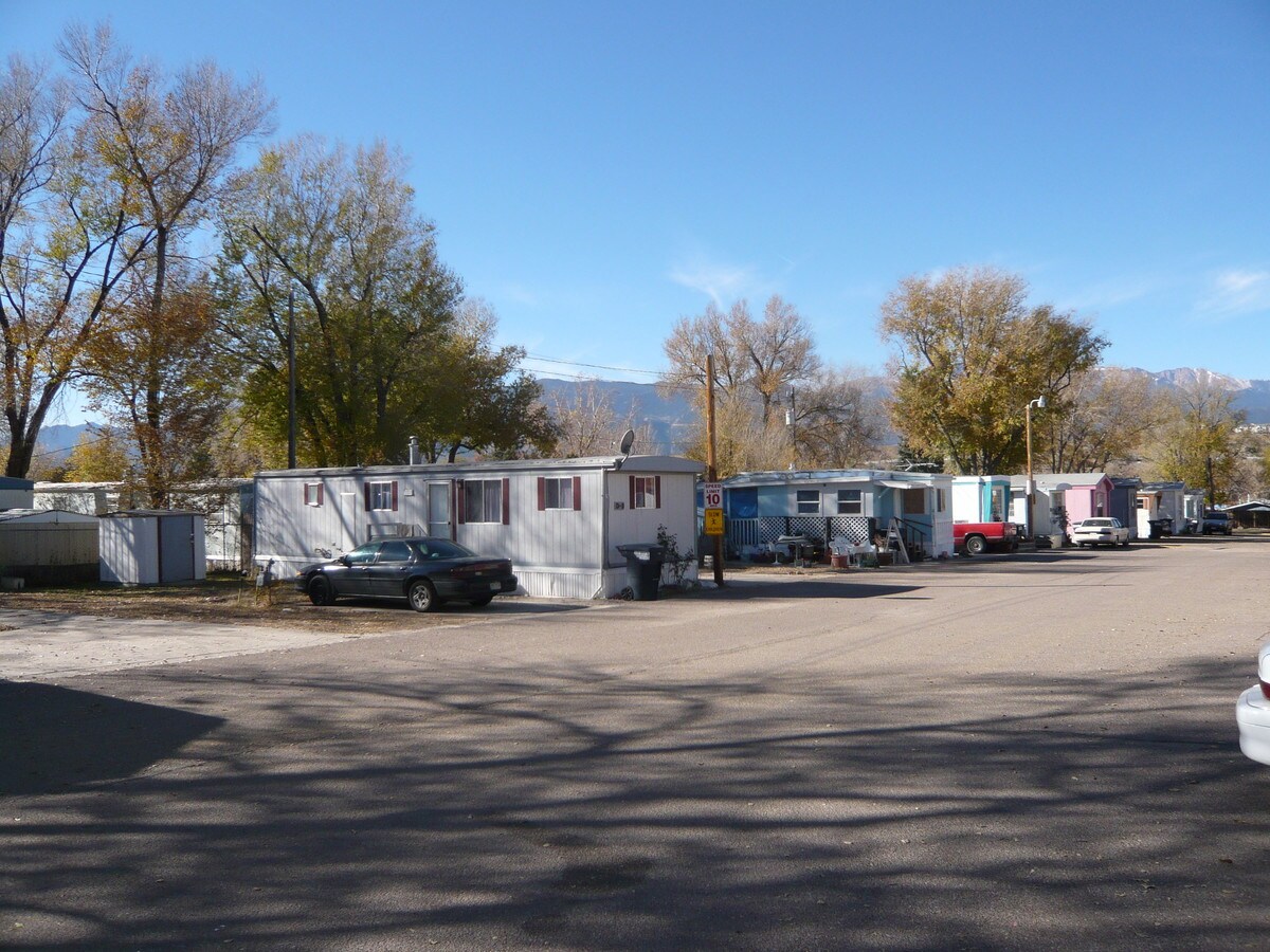 Photo - Shangri-la Mobile Home Park