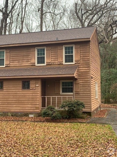 Building Photo - 2 Bed 1.5 Bath Townhouse in Eric Court