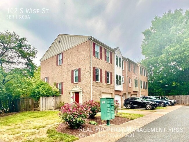 Building Photo - 102 S Wise St Rental