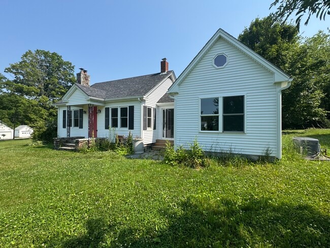Photo - 63 School House Rd