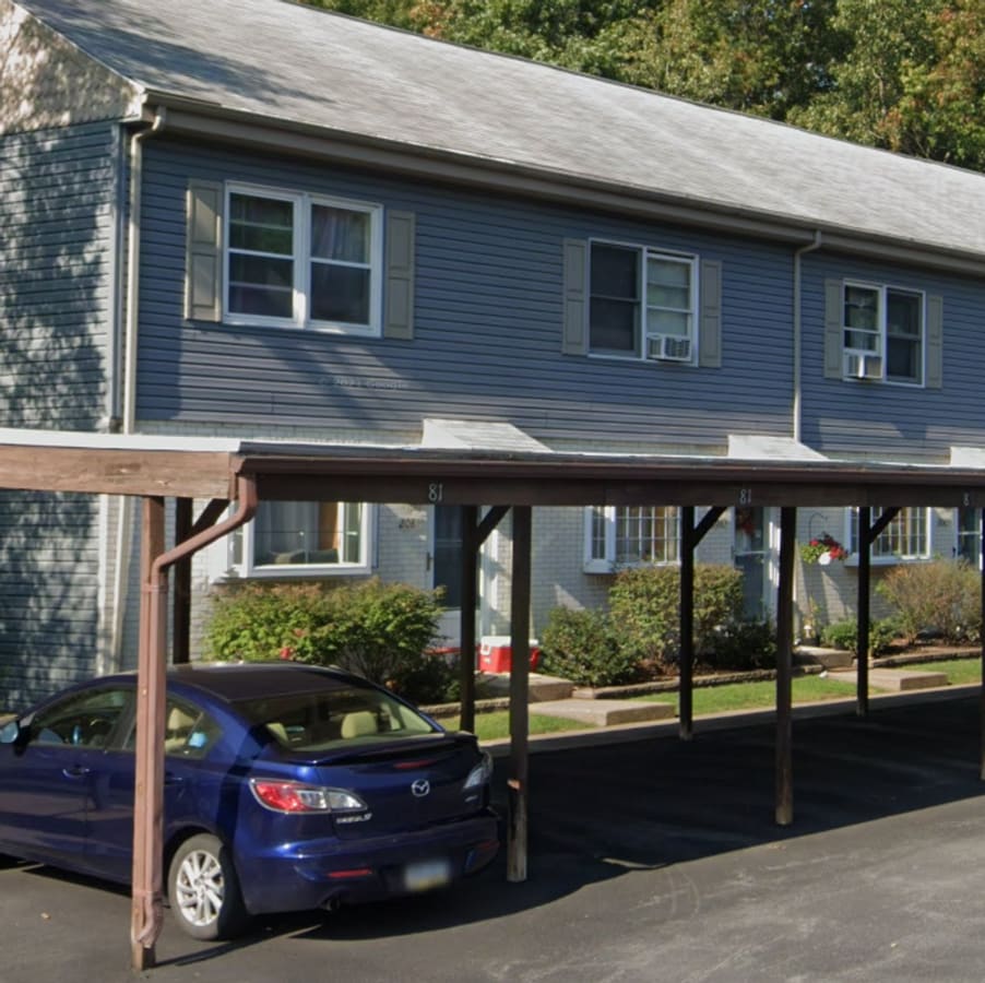 Photo - Mary Ellen Lane-2093 (Woods Edge-CREM) * Unit 2093