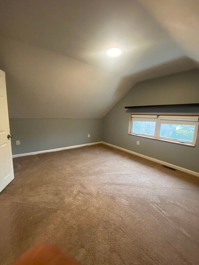 Photo - 233 S State Rd Unidad 2nd Fl