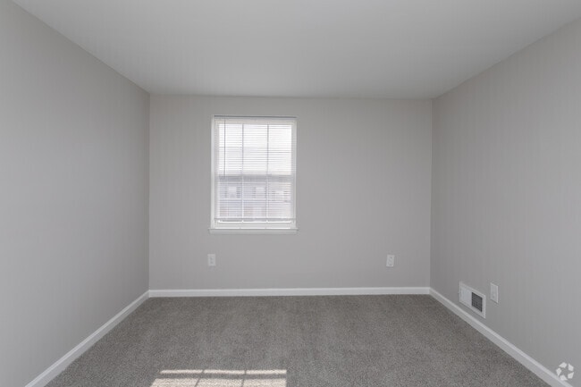 3BR, 1.5BA - 1,100SF - Primary Bedroom