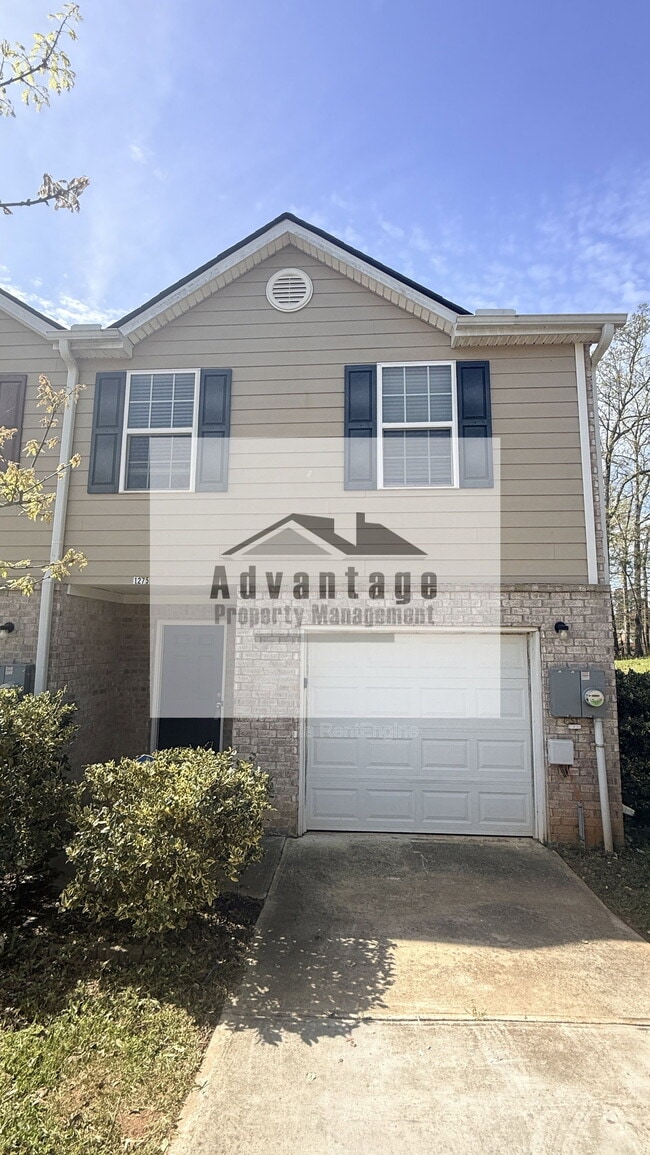 Building Photo - 1275 Magnolia Gardens Walk