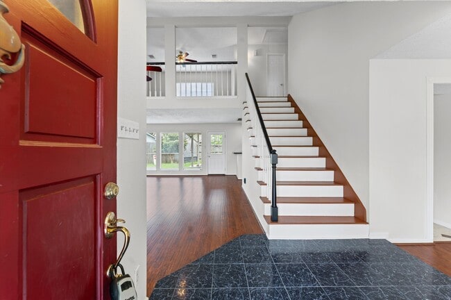 Photo - 3202 Kempwood Dr