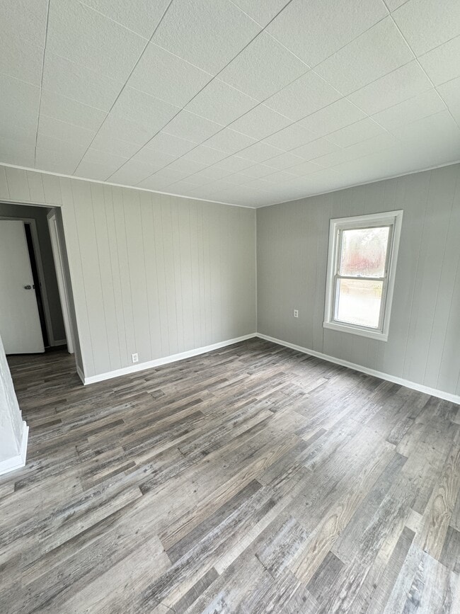 Photo - 2325 N Locke St