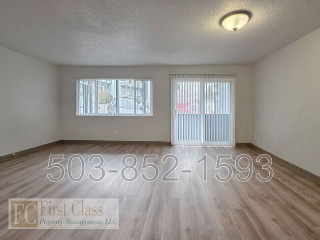 Photo - 12345 SW Hall Blvd Unidad 25