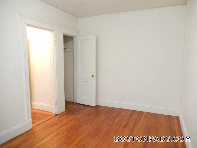 Photo - 231-235 Park Dr Unidad 18