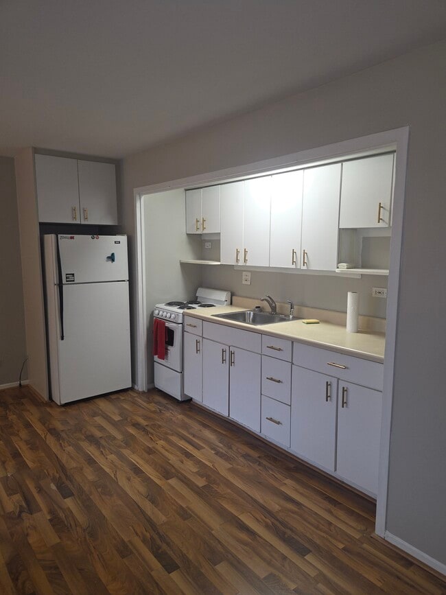 Photo - 3100 N Lake Shore Dr Unit 212