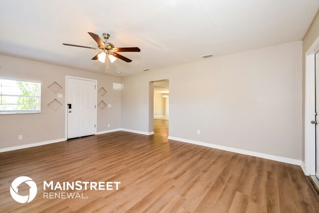 Photo - 3124 Newtown Blvd