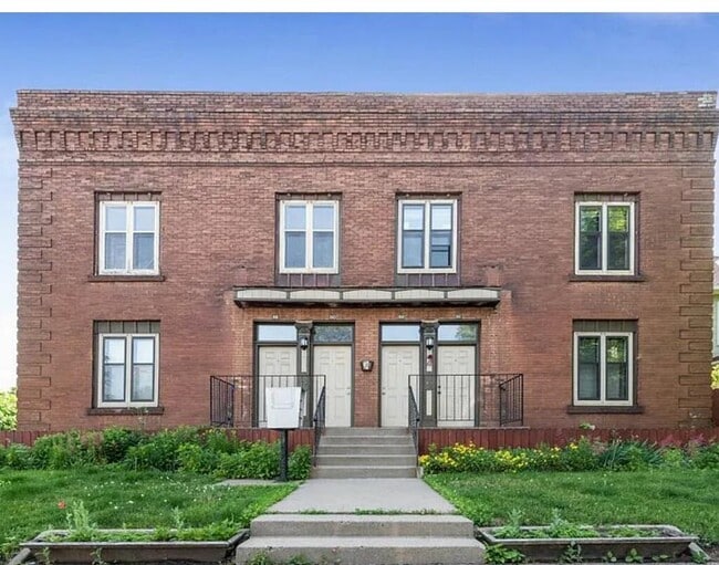 Building Photo - 1801 10th Ave S Unit 1801 10th Ave. Rental