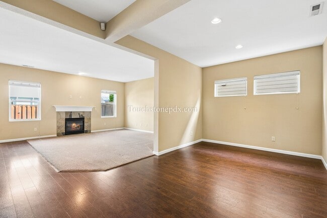 Photo - Spacious 4 BR 2.5 BA Home in Damascus